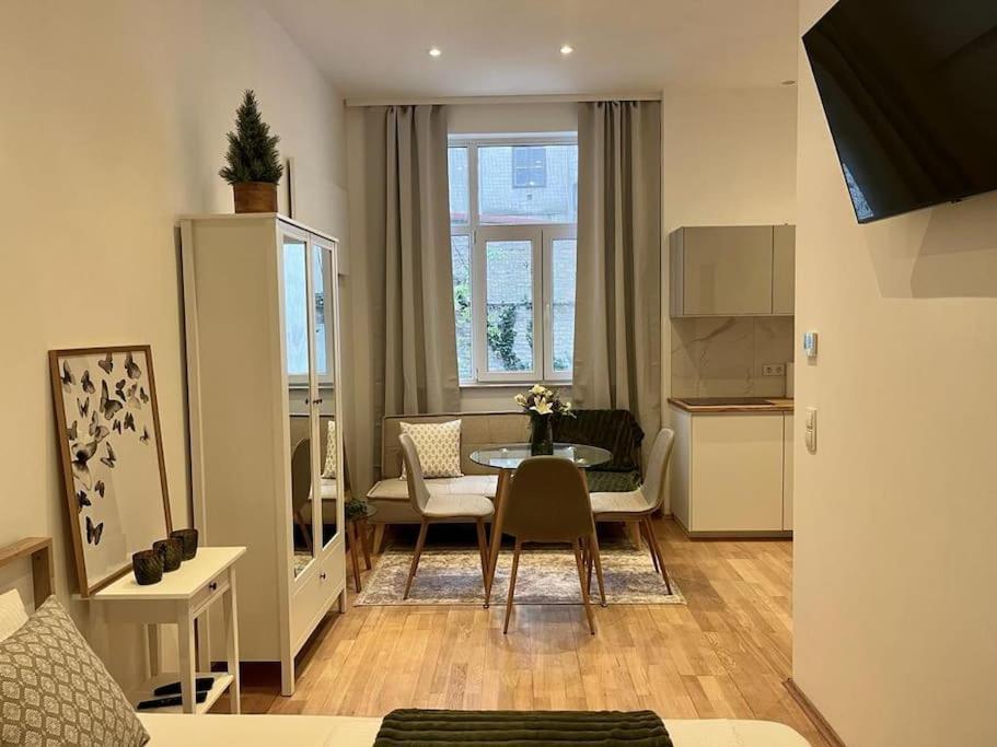Gemuetliches Studio Apartment Vienne Extérieur photo